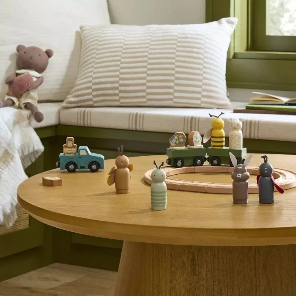 Toy Spring Peg Pals Wooden Animal Set 6pc – Hearth & Hand Magnolia, Target‎ 2025